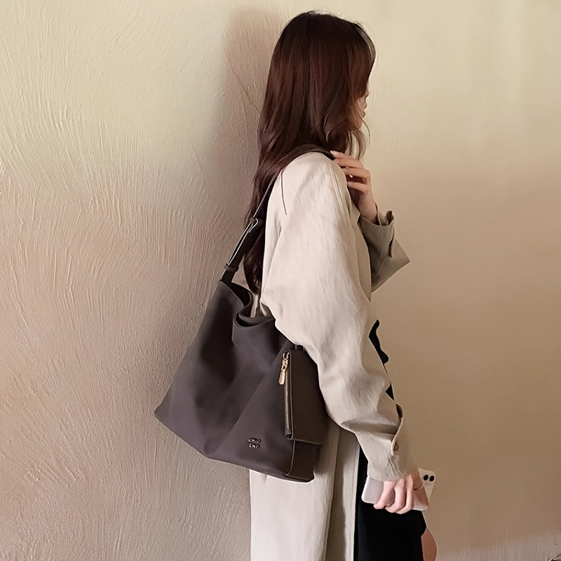 Moonlight Tote Bag for Women, Large Capacity, Relaxed and Elegant Style, Commuter Shoulder and Crossbody Bag. Fashionable and Sophisticated Small Bag Charm. Niche Tote Bag, Solid Color Shoulder Bag